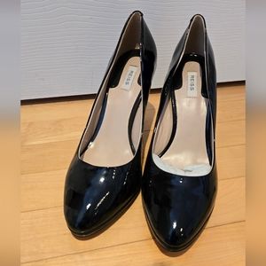 New 3.5 inches Reiss size 40 black heel shoes